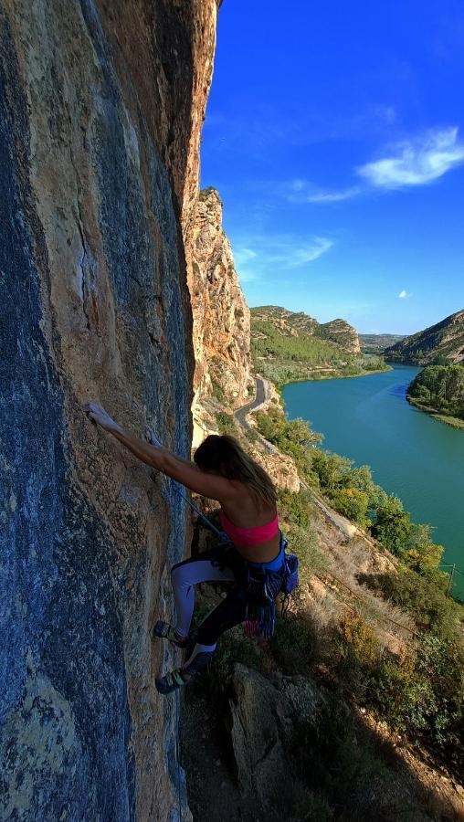 Cal Perico, Tourist And Climbing Apartament Camarasa Экстерьер фото